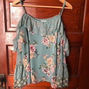 🦋Blue Floral Blouse